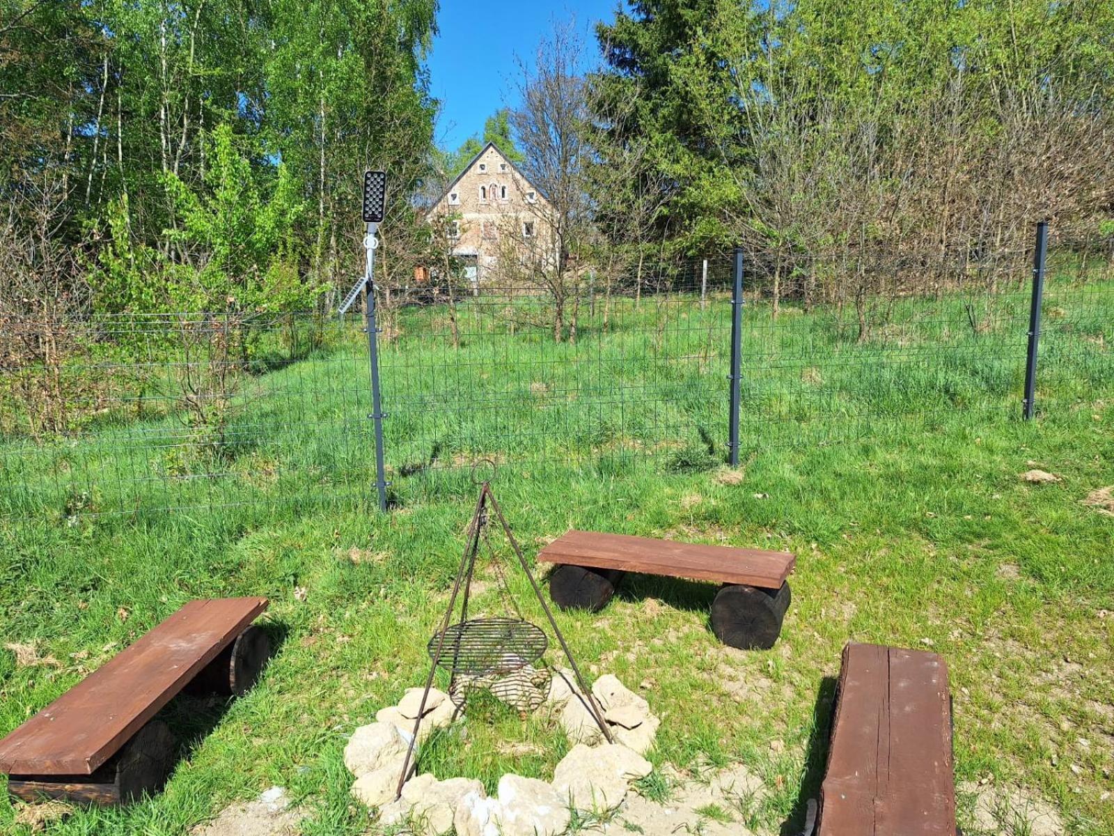Domek W Gorach Izerskich 4 I 6 Osobowy, Agroturystyka, Zywe Zwierzeta, W Pelni Wyposazone, Plac Zabaw Dla Dzieci, Ognisko Z Kijkami I Rusztem, Ogrzewanie I Klimatyzacja, Latem Basen Mirsk ภายนอก รูปภาพ